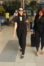 Karisma Kapoor snapped at airport on 1st March 2016